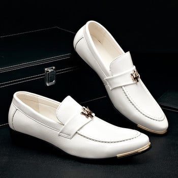 Φόρεμα παπούτσια Slip On Metal Decorated Business Gentleman Party Ανδρικά παπούτσια Μαύρα μπλε πολυτελή λουστρίνι ανδρικά μύτη