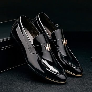 Φόρεμα παπούτσια Slip On Metal Decorated Business Gentleman Party Ανδρικά παπούτσια Μαύρα μπλε πολυτελή λουστρίνι ανδρικά μύτη