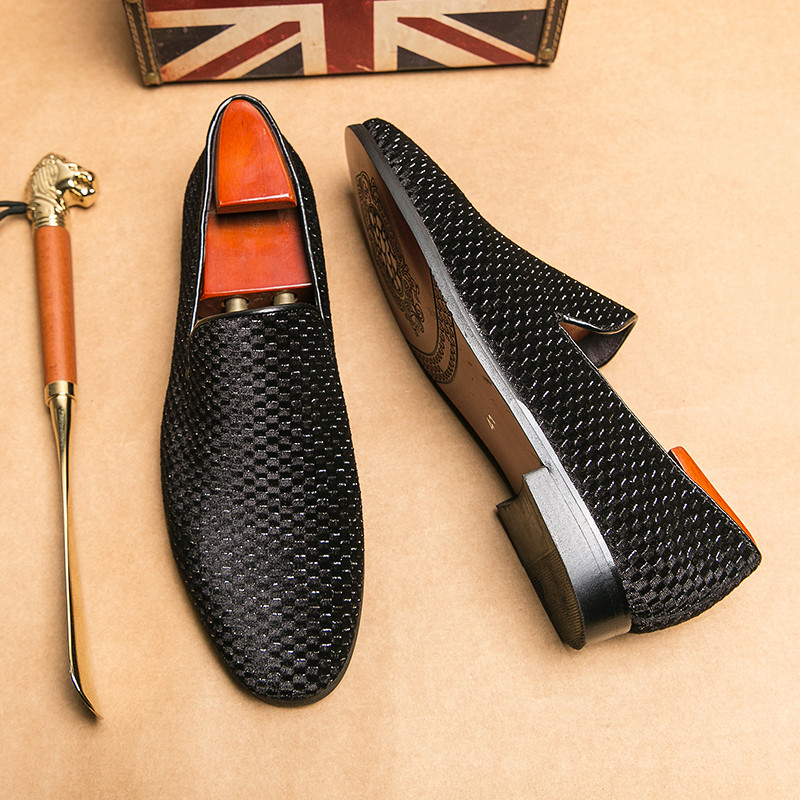 Nove muške mokasine s crvenim potplatom Flock poslovne vjenčane cipele za muškarce Ručno izrađene svečane cipele veličine 38-47 Muške cipele