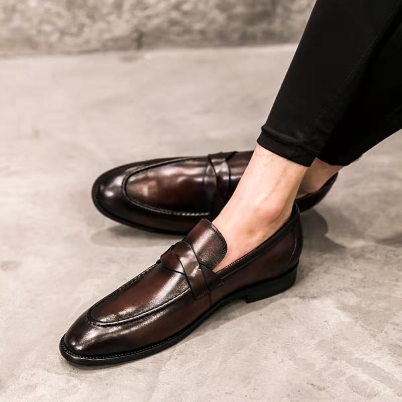 Alkalmi Cipők Férfi Bőr Irodai Cipők Férfi Klasszikus Barna Ruha Loaferek Férfi Elegáns Cipők Luxus Chaussure Homme H614
