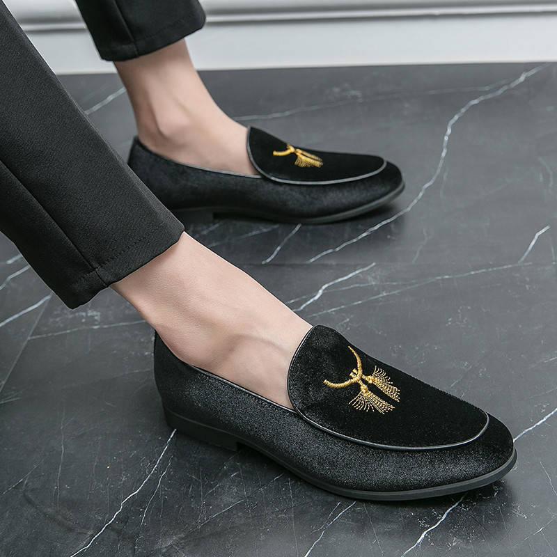 Dizainerio tendencija Velvet Siuvinėjimas Odiniai vairavimo batai Vyrams Oficiali vestuvinė išleistuvių suknelė Homecoming Sapatos Tenis Masculino