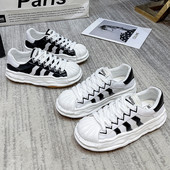 Femeie cu talpă groasă Cap de coajă Pantofi albi mici Studenți Tot-se potrivesc Stil de primăvară Pantof unic Pantofi de sport pentru petrecere a timpului liber Pantofi de maree rece