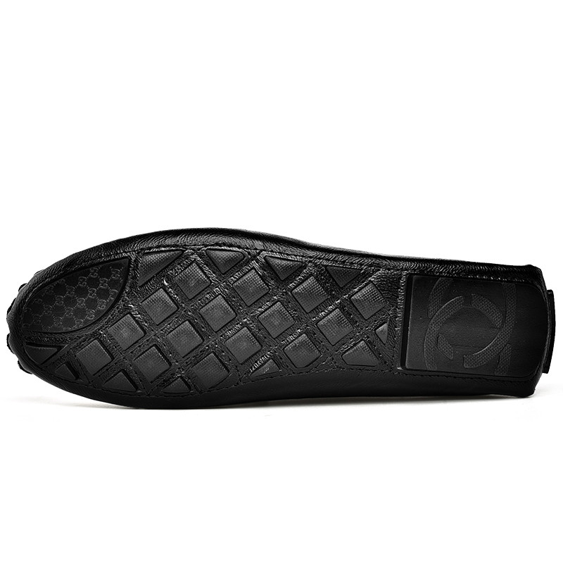 Dizajnerske cipele Muškarci Zapatos De Hombre Kožne cipele na navlačenje Ležerne muške cipele Crvene mokasine za odrasle Mekane neklizajuće mokasine