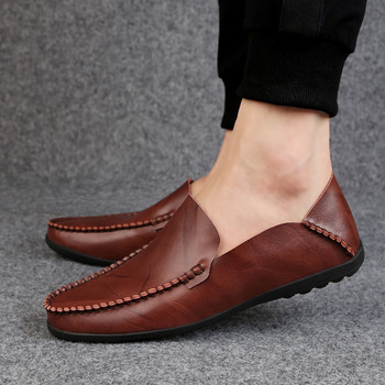 QFFAZ Летни обувки от кожа Мъжки удобни мрежести мъжки мокасини Ежедневни обувки Мъжки равни обувки Гореща разпродажба Шофьорски обувки Мокасини