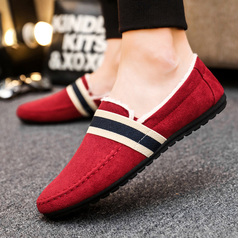 Muške kožne natikače Zimske tople plišane ležerne mokasine natikače Muške ravne modne cipele Muške cipele za vožnju Zapatos De Hombre