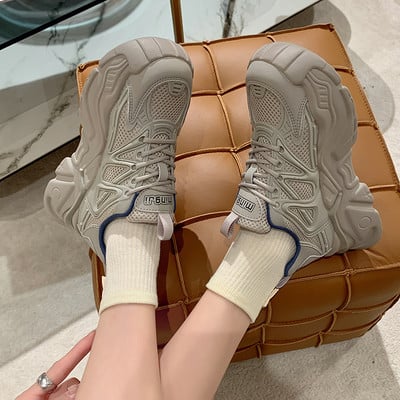 Γυναικεία παπούτσια με κορδόνια με μεσαίο τακούνι 2023 άνοιξη και φθινόπωρο με στρογγυλή πλατφόρμα με δίχτυα γυναικεία παπούτσια sneakers γυναικεία αθλητικά παπούτσια