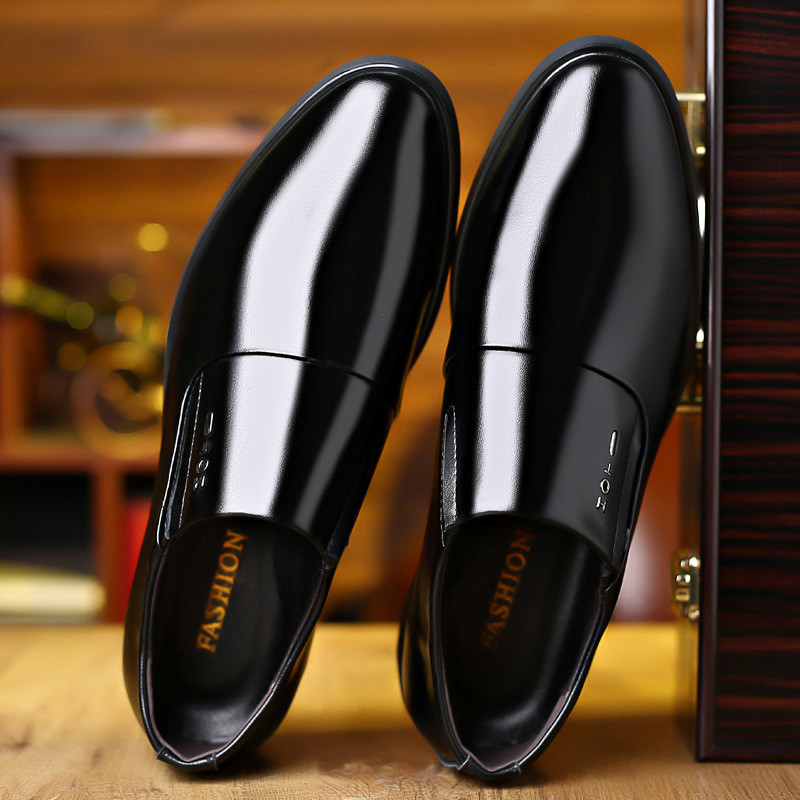 Νέα μόδα ανδρικά παπούτσια σχεδιαστών Loafers για άνδρες Νυφικά παπούτσια Κλασικά παπούτσια φορέματος που αναπνέουν ανδρικά παπούτσια με στρογγυλά δάχτυλα Casual Business Solid