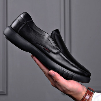 Мъжки есенни 2022 г. Обичайни кожени обувки Ежедневни бизнес обувки Кожени обувки с мека подметка Мъжки модни кожени обувки Мъжки обувки
