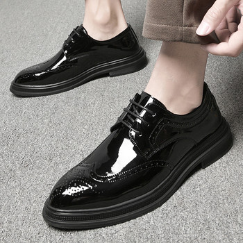 Нови луксозни мъжки бели броги с връзки и лачени мокасини Мъжки ежедневни мокасини Оксфордски обувки за шофиране Сватбени парти Абитуриентски обувки