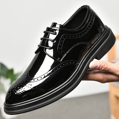 Uued Luksuslikud Meeste Valge Brogue Paelad Lakknahast Loafers Meeste vabaaja Mokassiinid Oxfordi Sõidukingad Pulmapeo Korterid