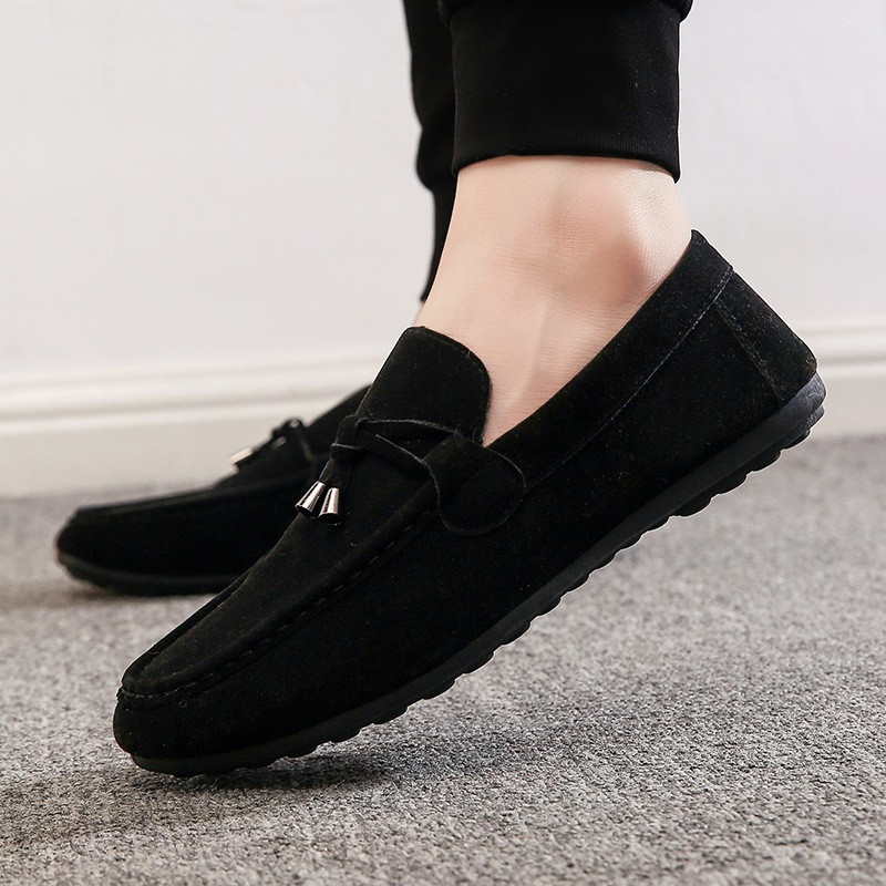Kaubamärk Suede Meeste Lamedad kingad Uued Meeste vabaajajalatsid High Versatile Trend Meeste Loafers Moccasin Sõidukingad Zapatillas Hombre