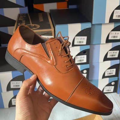 2023 Bărbați Business Pantofi pentru bărbați Moda rochie de mireasă Pantofi formali din piele de lux Bărbați Office Sapato Social Masculino Pantofi de petrecere