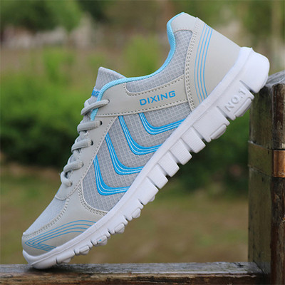 Wnfsy Γυναικεία πάνινα παπούτσια Γυναικεία Vulcanzied Flats με κορδόνια αναπνεύσιμα δικτυωτά παπούτσια Γυναικεία casual παπούτσια Γυναικεία μεγάλο μέγεθος zapatillas mujer