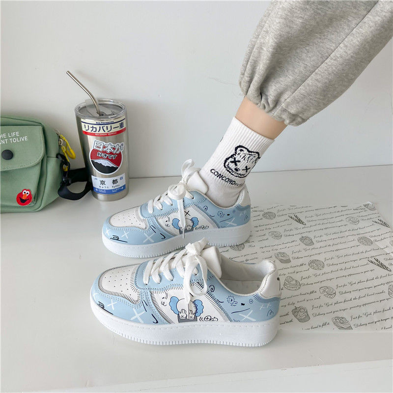 Wnfsy Ženske tenisice Proljeće Jesen Sportske cipele Anime Kawaii Ravne cipele Modne ležerne Vulkanizirane Harajuku Ženske cipele protiv klizanja
