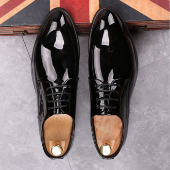 2023 Бизнес официални кожени обувки Ежедневни ярки кожени мъжки обувки Hundred Match Suit Groom Сватбени обувки Голям размер D1057