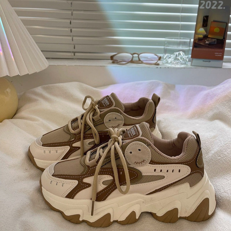 Sezonul de primăvară și toamnă 2023 în pantofi sport de nișă la modă, studenți drăguți și respirabili, pantofi casual pentru tată, pantofi cu talpă groasă