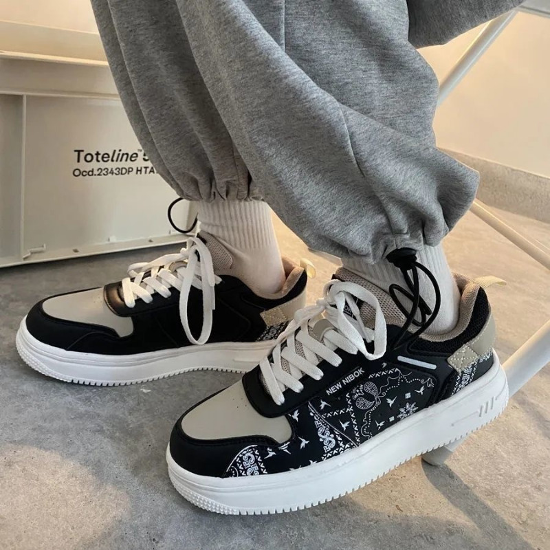 Crne tenisice Maogu Ženska proljetna sportska obuća 2023. Modna vulkanizirana cipela na vezanje Luksuzne prozračne kožne tenisice za trčanje