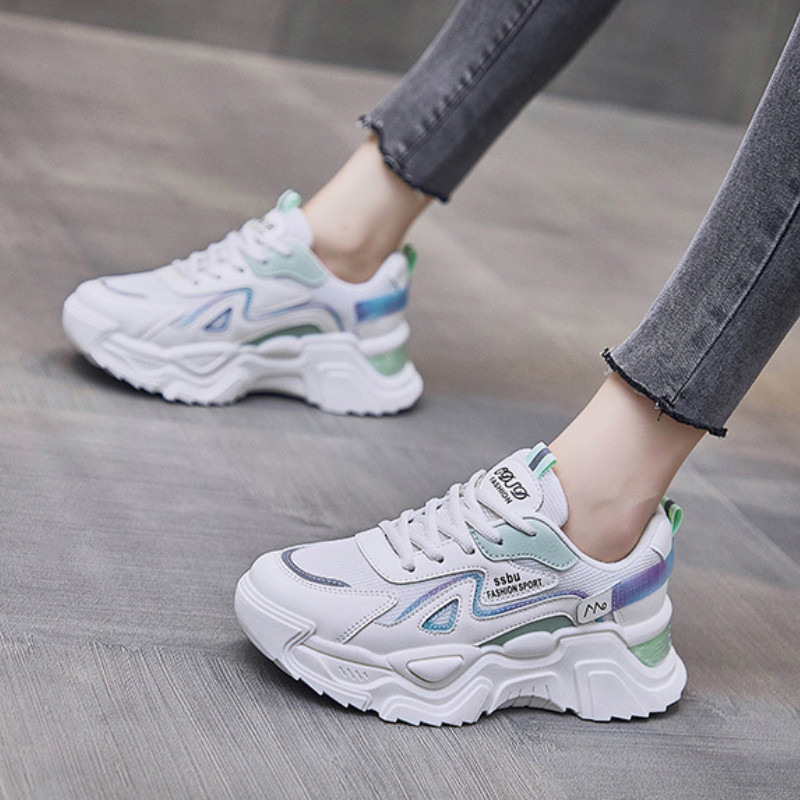 Pantofi de damă 2022, de primăvară, de lux, cu plasă, pantofi sport respirabili, albi, pantofi vulcanizati pentru alergare cu platformă