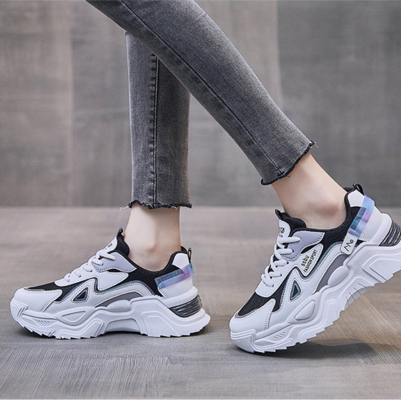Pantofi de damă 2022, de primăvară, de lux, cu plasă, pantofi sport respirabili, albi, pantofi vulcanizati pentru alergare cu platformă