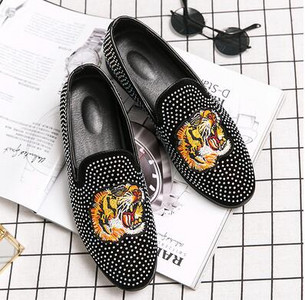 Pantofi de rochie de marcă de lux, pantofi de nuntă pentru bărbați, pantofi cu tigru brodate cu strasuri, pantofi cu serpentine