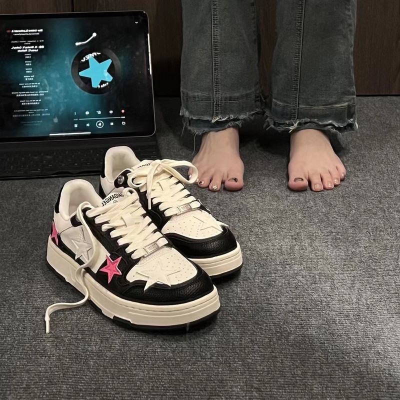 Γυναικεία πάνινα παπούτσια μόδας φθινοπώρου 2023 Νέο σχέδιο με κορδόνια πλατφόρμα Vulcanized παπούτσια Επώνυμα σχέδια Casual Couples Street Canvas παπούτσια