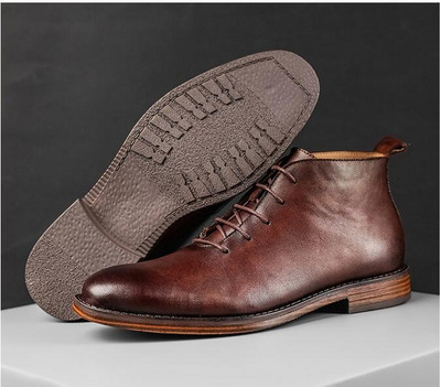 2023 Nove poslovne cipele od kože Modne vintage čizme Udobna muška obuća Muške cipele na vezanje Gležnjače A027