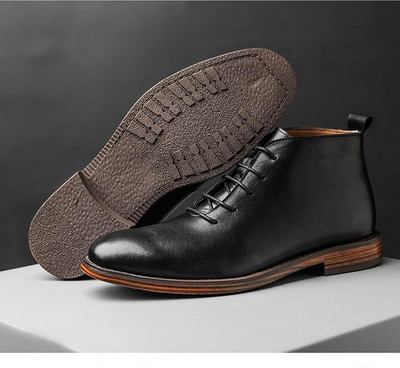 2023 Nove poslovne cipele od kože Modne vintage čizme Udobna muška obuća Muške cipele na vezanje Gležnjače A027
