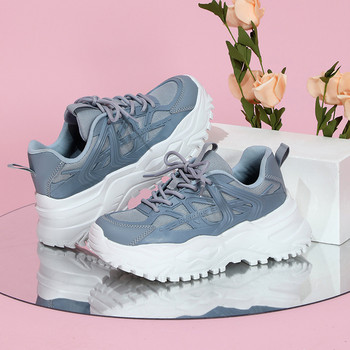 Ярко розови спортни обувки на платформа за жени Есен 2023 Неплъзгащи се масивни маратонки Дамски модни двойки Студентски обувки на татко с дебела подметка