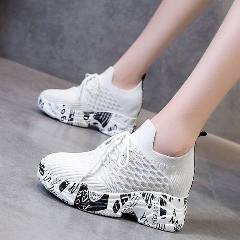 Inner Heightening Sneakers 2022 New Spring All-Match Hot Dad Παπούτσια Tide Net Κόκκινο παντεσπάνι Παπούτσια από δίχτυ που αναπνέουν με χοντρό κάτω μέρος