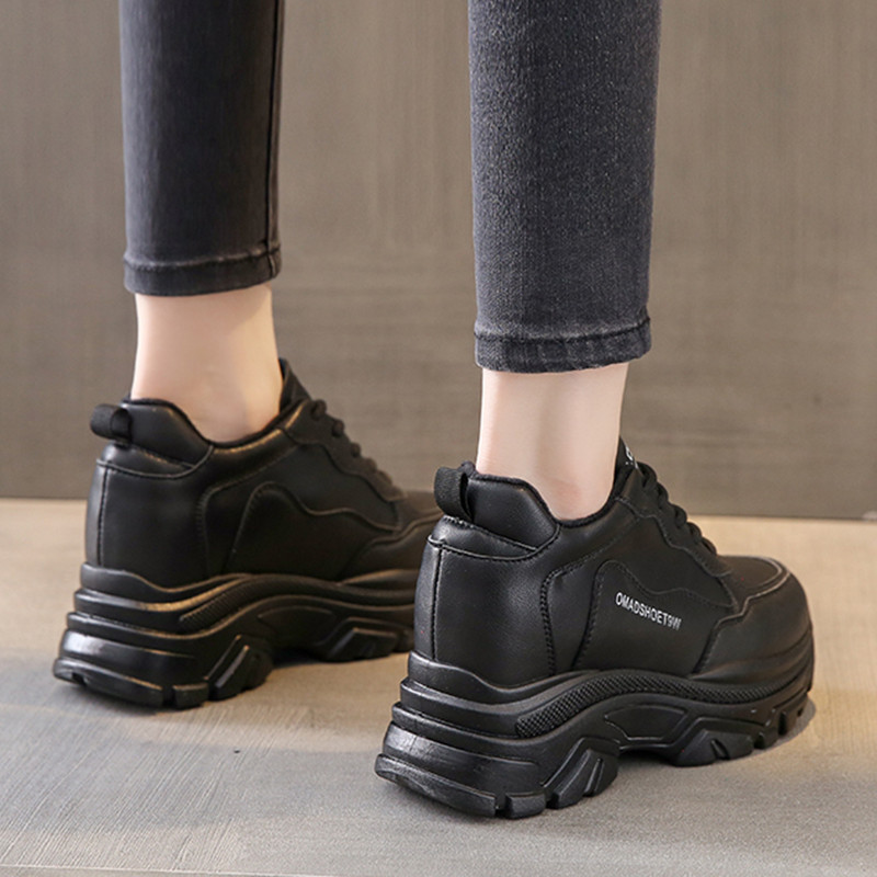 Μαύρα λευκά χοντρά αθλητικά παπούτσια Γυναικεία μόδα Χοντή σόλα πλατφόρμα Γυναικεία παπούτσια Άνοιξη 2023 PU Δερμάτινα Zapatillas De Deporte