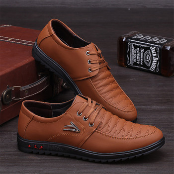Парти модни обувки Висококачествени мъжки ежедневни нови кожени плоски обувки Мъжки модни оксфордски обувки с връзки Работни обувки Sapatos