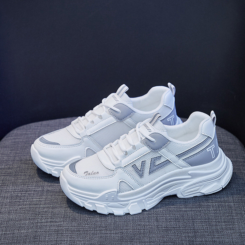 Αθλητικά παπούτσια πλατφόρμας Γυναικεία λευκά παπούτσια Καλοκαίρι 2022 Mesh Lace-up Vulcanize Running Tennis Γυναικεία σχεδιάστρια παπουτσιών μπάσκετ