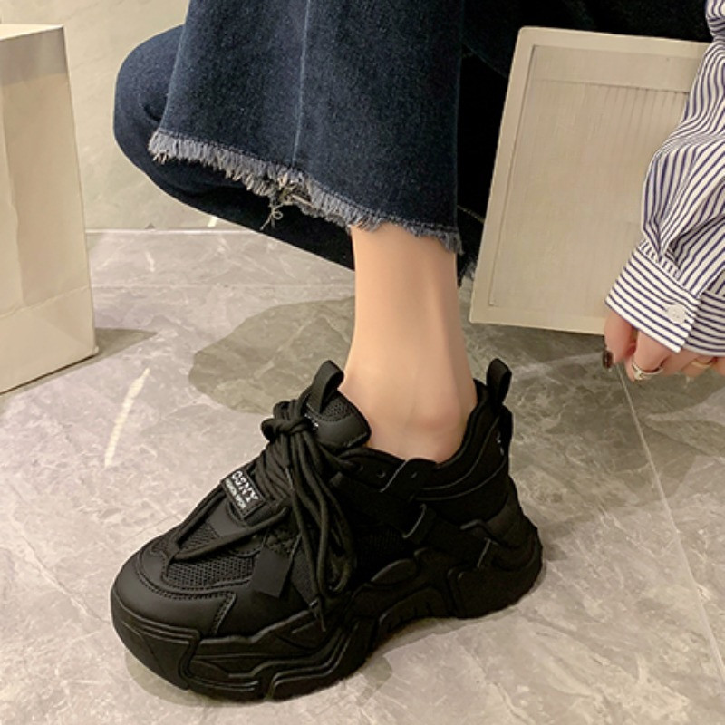 Ženske debele tenisice s platformom 2023. Nove prozračne mrežaste tenisice za trčanje na vezanje za žene Modne izdržljive ženske tenisice