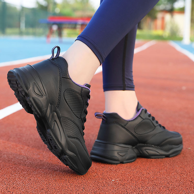 Moteriški vulkanizuoti batai Nauji universalūs laisvalaikio sportiniai lauko batai Lengvi vaikščiojimo odiniai dideli, juodi moteriški batai