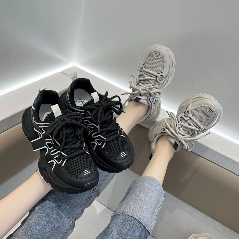 2023. aasta sügis/talv Uued vintage paksu talla võrk, hingav pehme tald, mugavust suurendavad mitmekülgsed vabaajaspordijalatsid