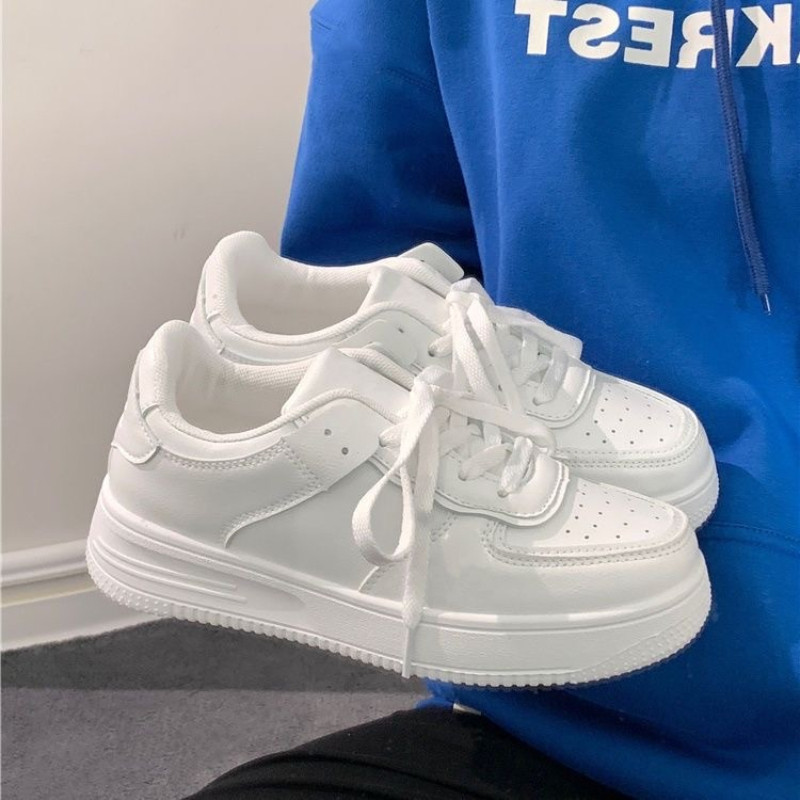 Pantofi Xiaobai pentru femei, vara 2023, pantofi ocazional noi, populari, retro, versatili, coreeani, cu talpă groasă