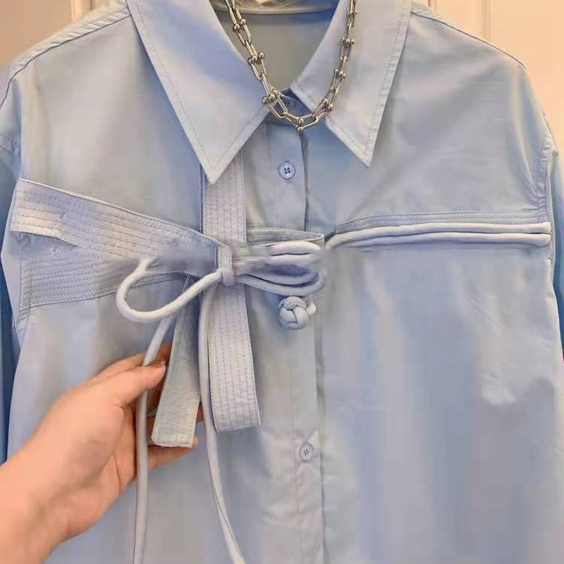 Košulja s mašnom Ženska 2022. Proljeće Jesen Originalni dizajn Chic dugih rukava na preklop Bijela plava bluza Ženske modne majice Dropshipping