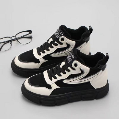 Femeile poartă Toamna 2023 Noua versiune coreeană a pantofilor casual în stil sport Pantofi confortabili de bord Pantofi de damă