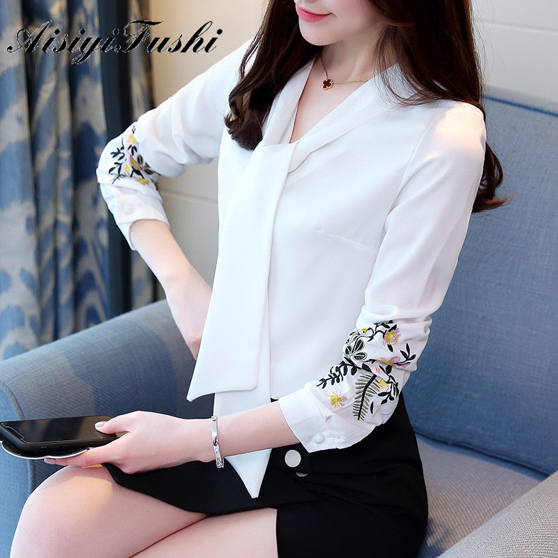 AISIYIFUSHI Bijela košulja Ženske majice Ljetna korejska odjeća Bijela bluza s cvjetnim vezom Ženske bluze velike veličine Elegantne ljetne