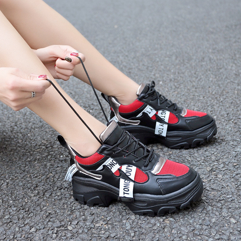 Dámske topánky s hrubou podrážkou, sieťované, červené, kórejské študentské športové topánky, 2021, nové, ležérne dámske topánky, veľkoobchod