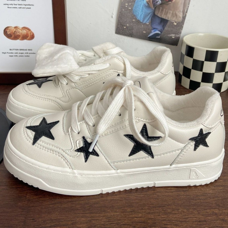 Popularne Star Cricket Shoes Svestrane jesen i zima 2022. Nove plišane tople male bijele cipele