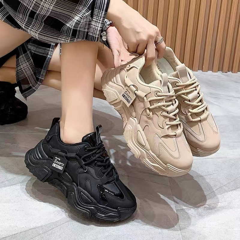 Dad Chunky Sneakers Ležerne vulkanizirane cipele Ženske zimske tenisice s visokom platformom Femme Bijele košaraste tenisice na vezanje Ženske 2024.