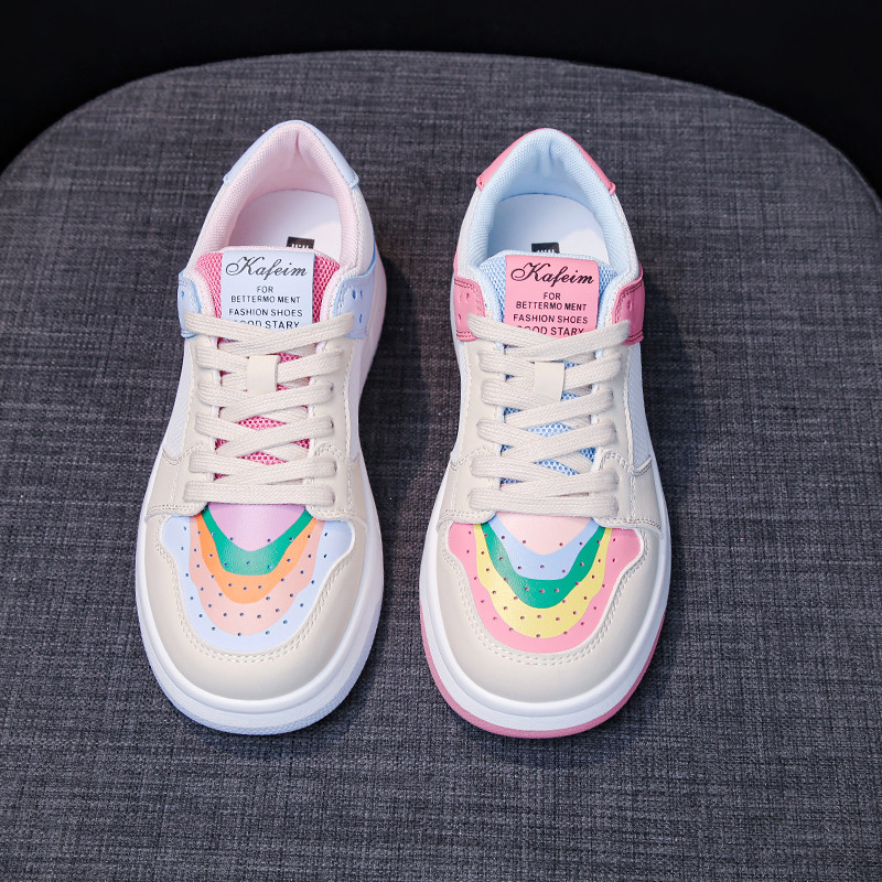 Sieviešu apavi 2023. gads