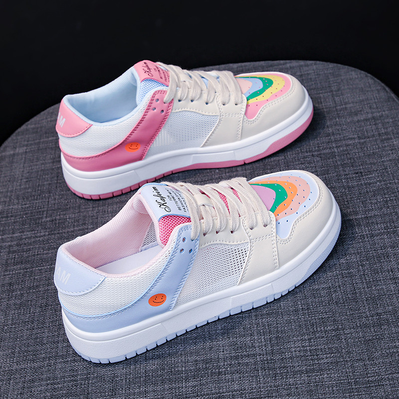 Sieviešu apavi 2023. gads