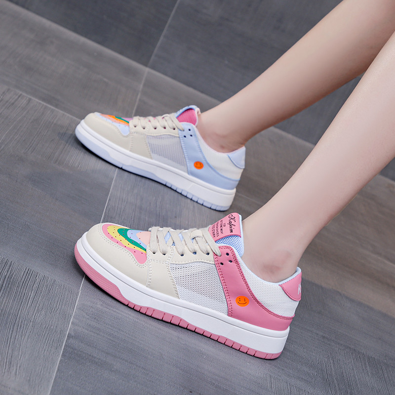 Sieviešu apavi 2023. gads