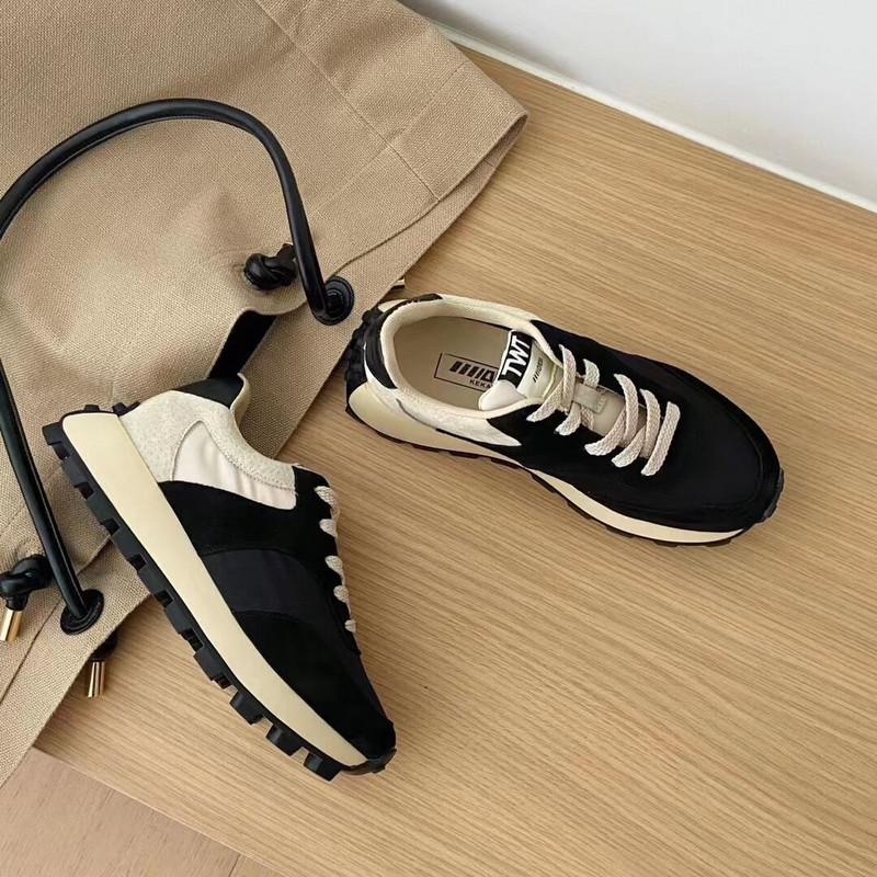 2023. gada ziemas sporta apavi sievietēm ar vidējo papēžu, ar vienu krustenisko šņoru plēvi, absorbējoša zole Forrest Gump Shoes Platformas kedas