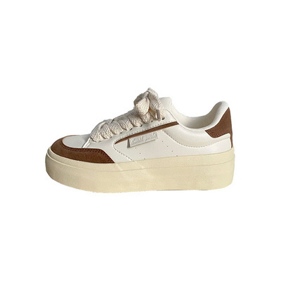 U 2023., bež kožne sportske cipele s platformom za žensku odjeću, obične ležerne cipele od vulkanizirane vezice