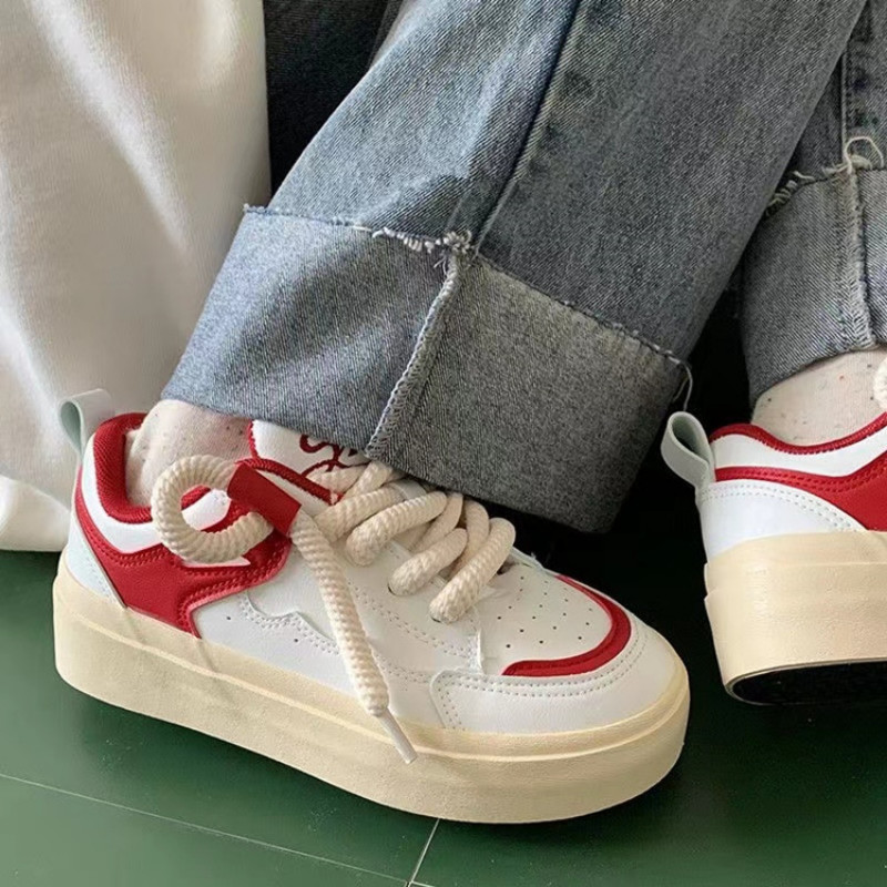 Noua platformă de modă pantofi de damă drăguți pentru studenți în timpul liber pantofi albi mici, plimbare în aer liber, skateboard, pantofi sport plat pentru femei