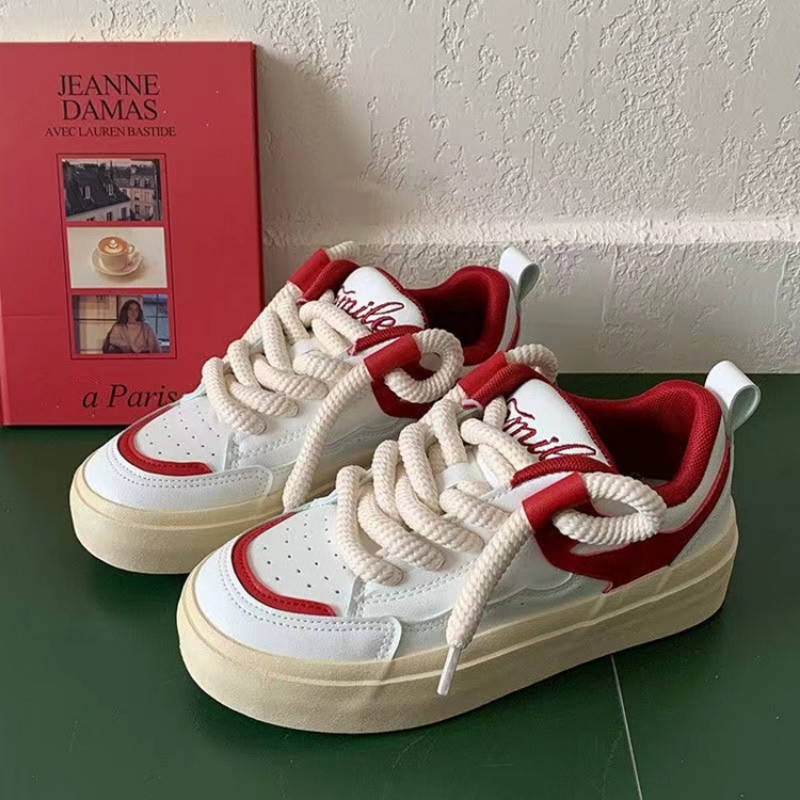 Noua platformă de modă pantofi de damă drăguți pentru studenți în timpul liber pantofi albi mici, plimbare în aer liber, skateboard, pantofi sport plat pentru femei