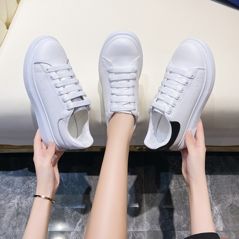 2024 Pantofi albi pentru femei Pantofi pantofi Toamna Nou Pantofi Causal Femei Piele Neagra Pantofi Vulcanizați Pantofi pentru Femei